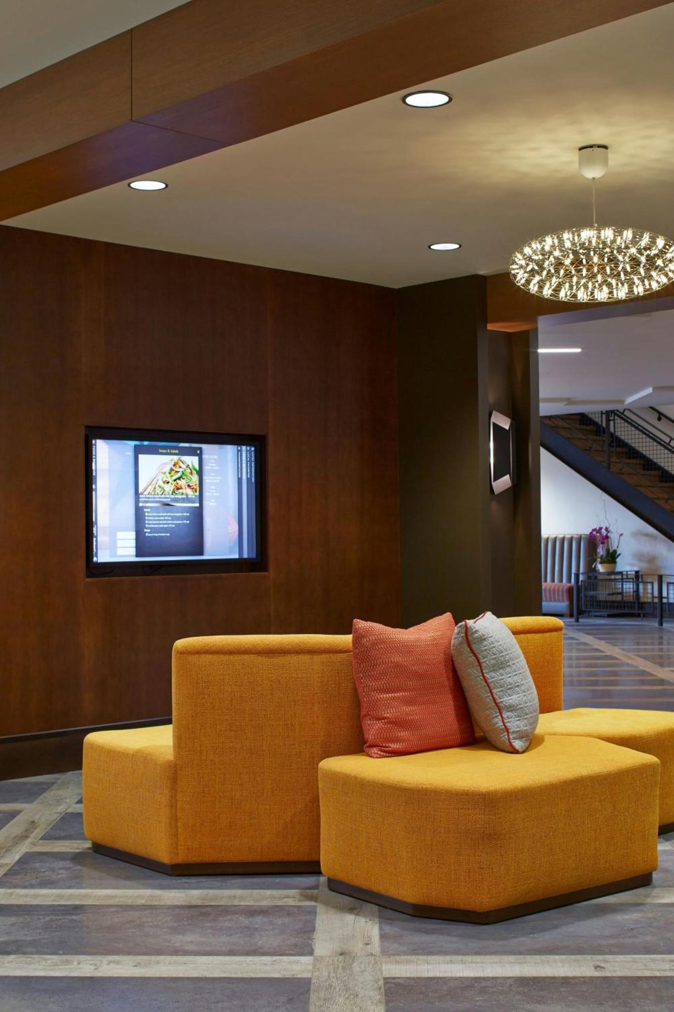 Courtyard By Marriott Lake George Eksteriør bilde