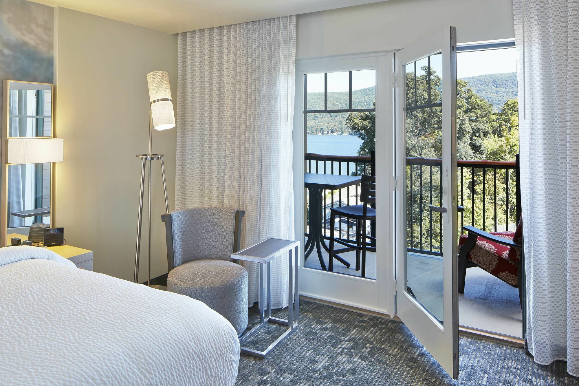Courtyard By Marriott Lake George Eksteriør bilde